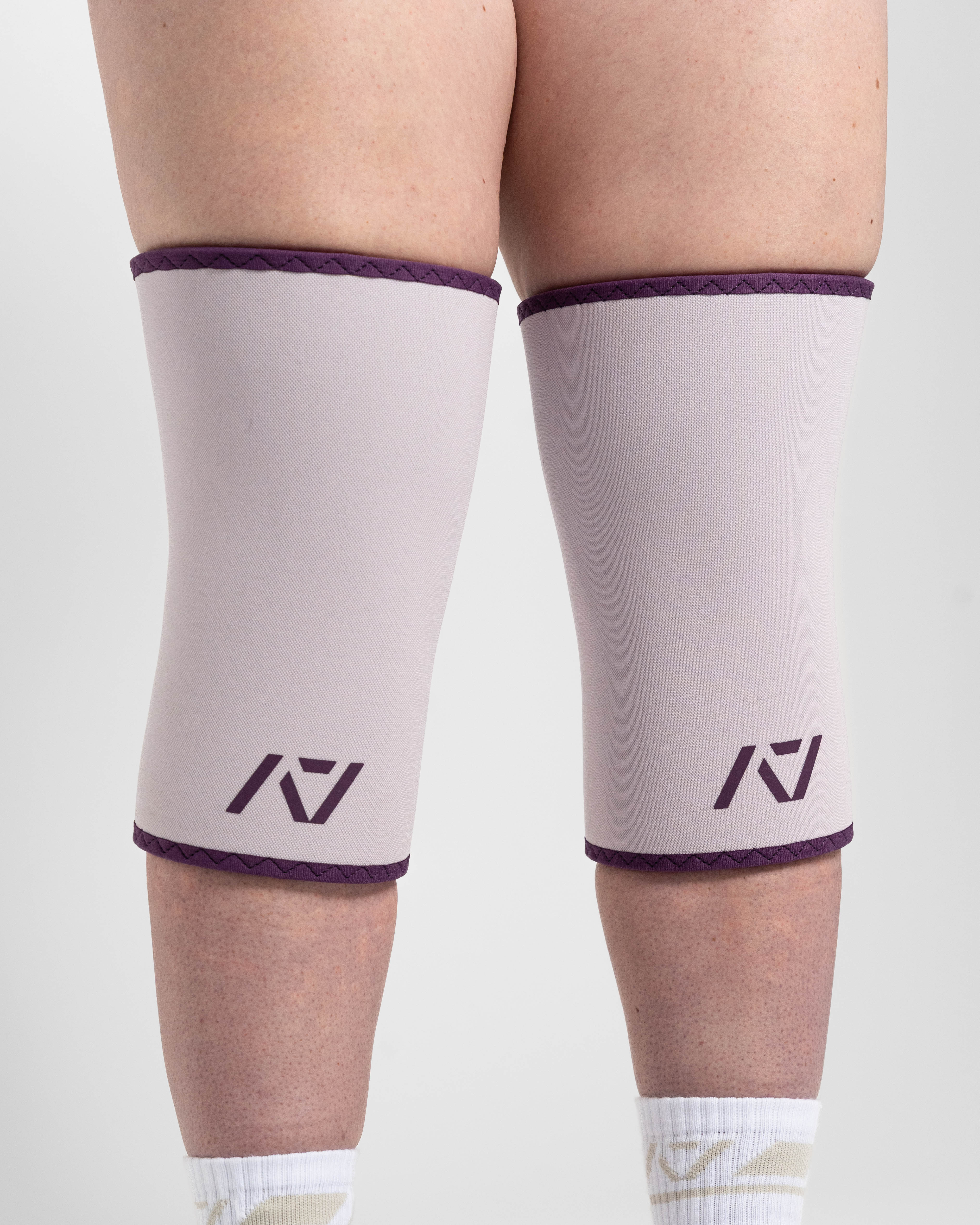 Hourglass Knee Sleeves - IPF Approved - Lavender | A7 Europe