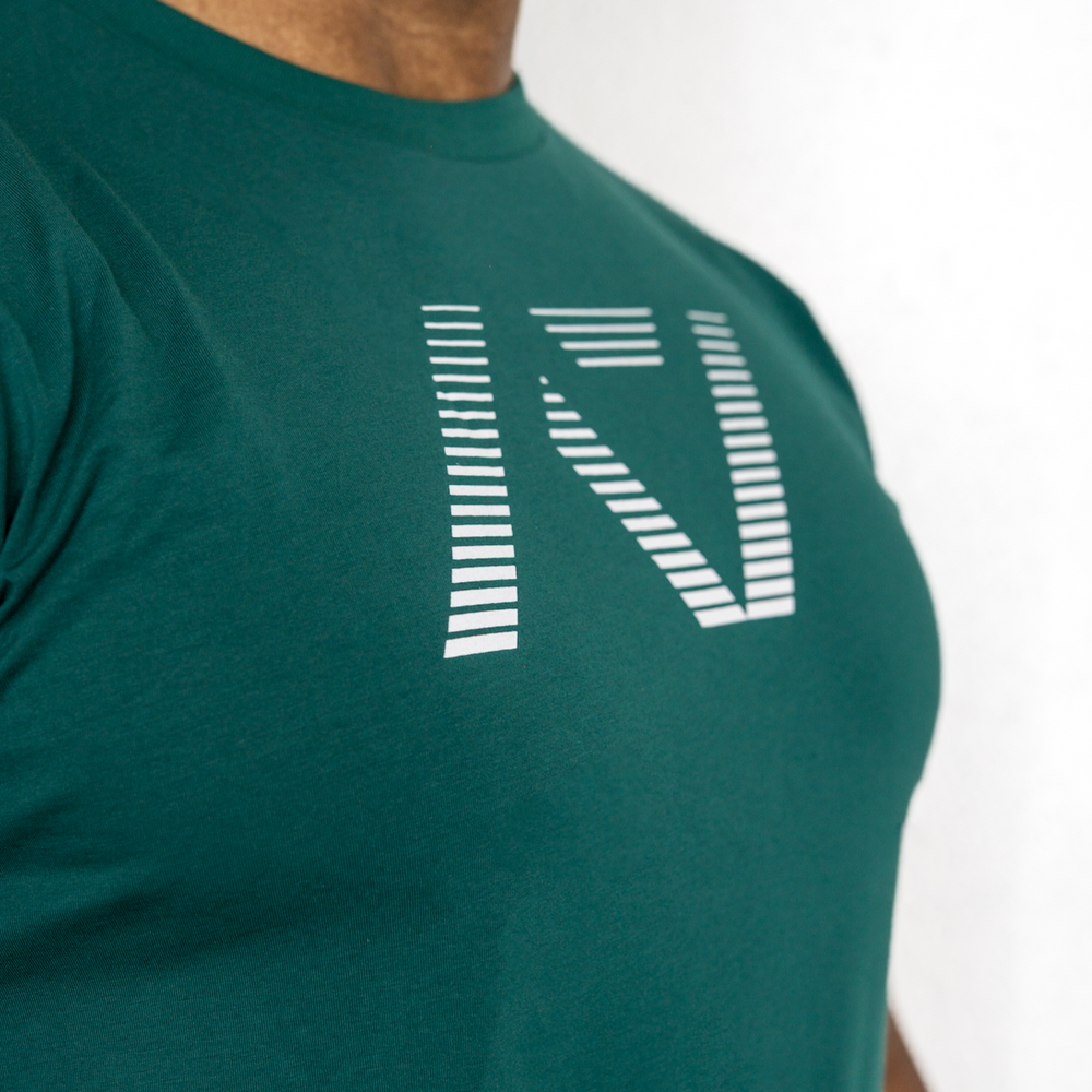 
                      
                        Whether pressing, pulling, squatting or any other variational movement the knurling is always there. The silicone bar grip helps with slippery commercial benches and bars and anchors the barbell to your back. Genouill�res powerlifting shipping to France, Spain, Ireland, Germany, Italy, Sweden and EU.
                      
                    