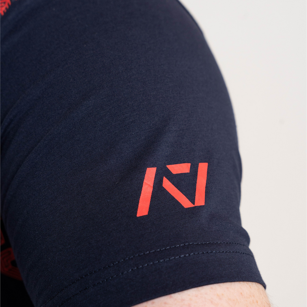 
                      
                        Whether pressing, pulling, squatting or any other variational movement the knurling is always there. The silicone bar grip helps with slippery commercial benches and bars and anchors the barbell to your back. Genouill�res powerlifting shipping to France, Spain, Ireland, Germany, Italy, Sweden and EU.
                      
                    