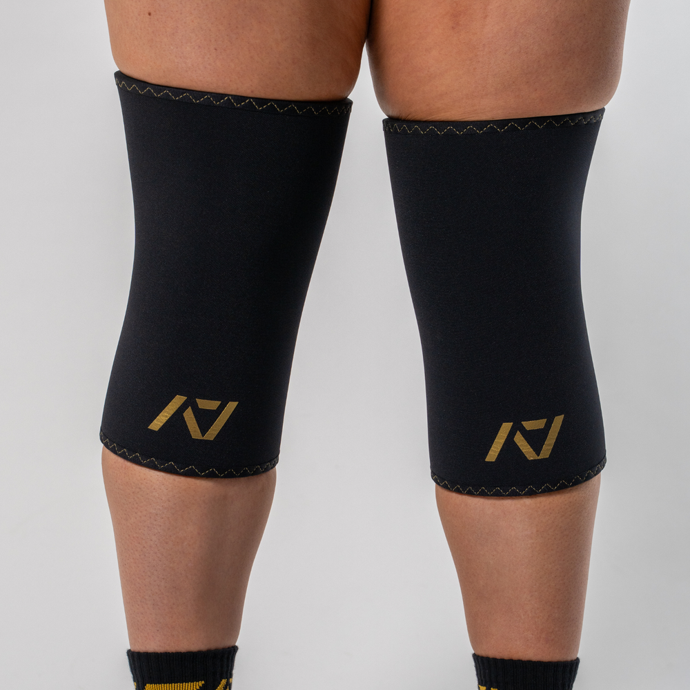 Hourglass Knee Sleeves - IPF Approved - Gold Standard | A7 Europe
