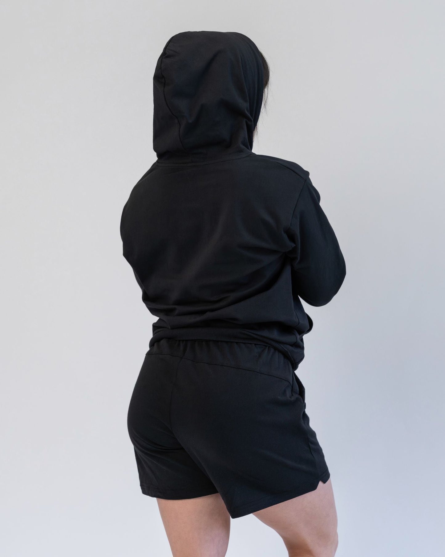 Demanding Greatness going the extra mile to offer TRUE Organic Apparel; not just in the fabric or the dye, but in every detail in between. Our certifications reflect this commitment: GOTS ensures our fabrics are made from 100% genuine organic cotton, and OEKO-TEX guarantees that our dyes and printed artwork are free from harmful substances and chemicals throughout the entire production process. Genouill�res powerlifting shipping to France, Spain, Ireland, Germany, Italy, Sweden and EU.