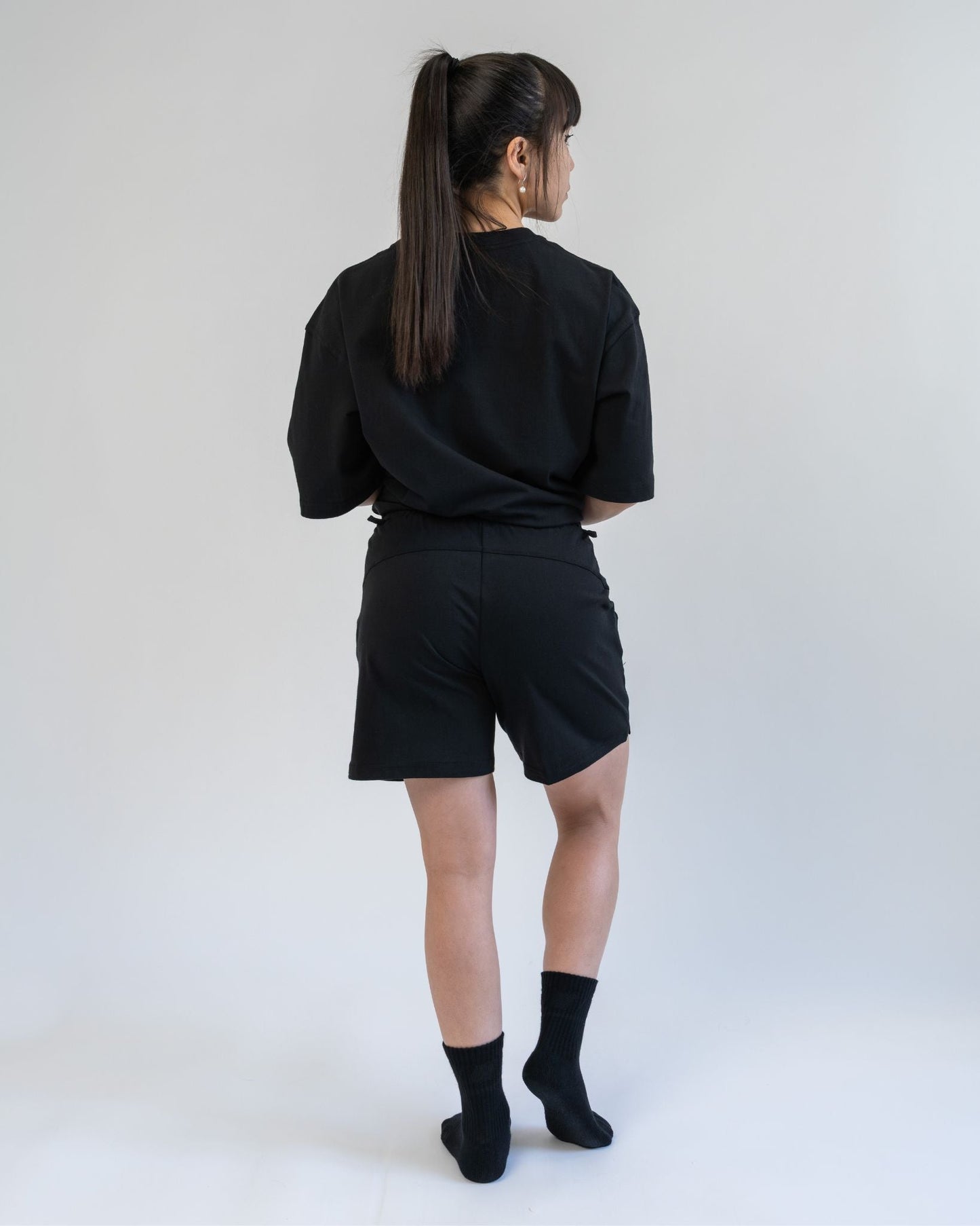 Demanding Greatness going the extra mile to offer TRUE Organic Apparel; not just in the fabric or the dye, but in every detail in between. Our certifications reflect this commitment: GOTS ensures our fabrics are made from 100% genuine organic cotton, and OEKO-TEX guarantees that our dyes and printed artwork are free from harmful substances and chemicals throughout the entire production process. Genouill�res powerlifting shipping to France, Spain, Ireland, Germany, Italy, Sweden and EU.