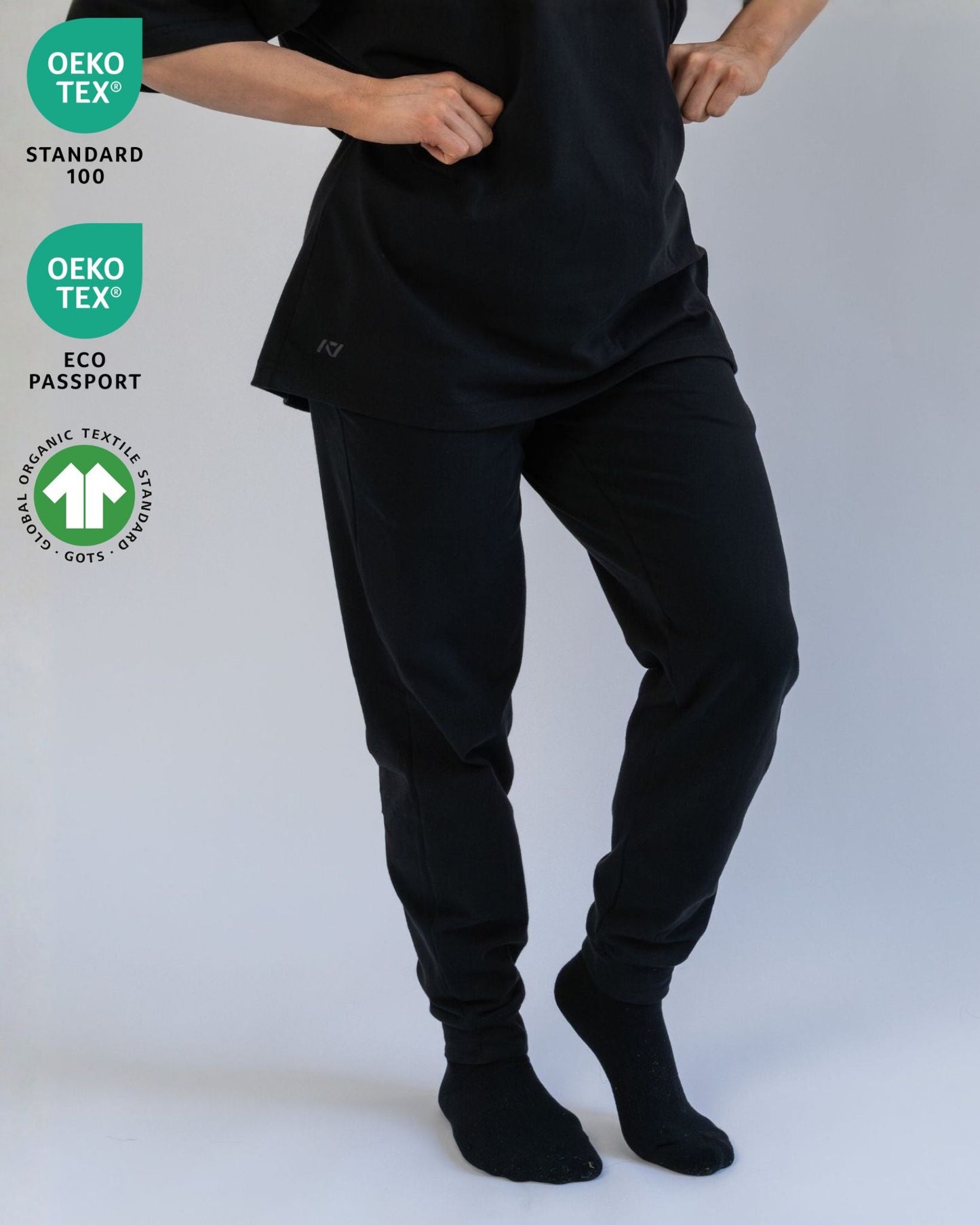 Demanding Greatness going the extra mile to offer TRUE Organic Apparel; not just in the fabric or the dye, but in every detail in between. Our certifications reflect this commitment: GOTS ensures our fabrics are made from 100% genuine organic cotton, and OEKO-TEX guarantees that our dyes and printed artwork are free from harmful substances and chemicals throughout the entire production process. Genouill�res powerlifting shipping to France, Spain, Ireland, Germany, Italy, Sweden and EU.