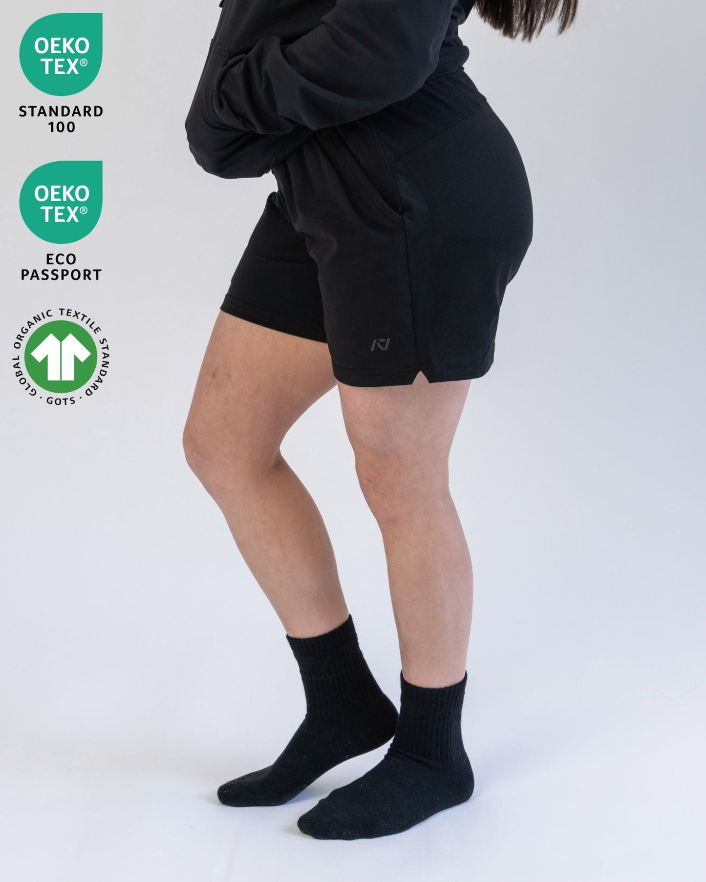 Demanding Greatness going the extra mile to offer TRUE Organic Apparel; not just in the fabric or the dye, but in every detail in between. Our certifications reflect this commitment: GOTS ensures our fabrics are made from 100% genuine organic cotton, and OEKO-TEX guarantees that our dyes and printed artwork are free from harmful substances and chemicals throughout the entire production process. Genouill�res powerlifting shipping to France, Spain, Ireland, Germany, Italy, Sweden and EU.