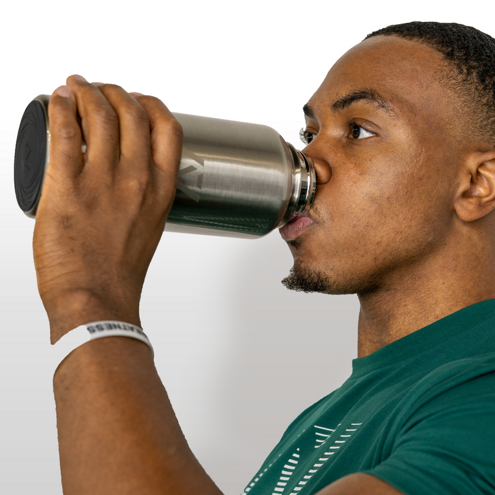 
                      
                        Our 32oz Insulated Stainless Steel Water Bottle in sleek stainless steel is designed to keep up with your toughest training days, long commutes, and everything in between. With a generous 32 oz capacity, you'll have plenty of hydration on hand to power through any challenge. Genouill�res powerlifting shipping to France, Spain, Ireland, Germany, Italy, Sweden and EU.
                      
                    