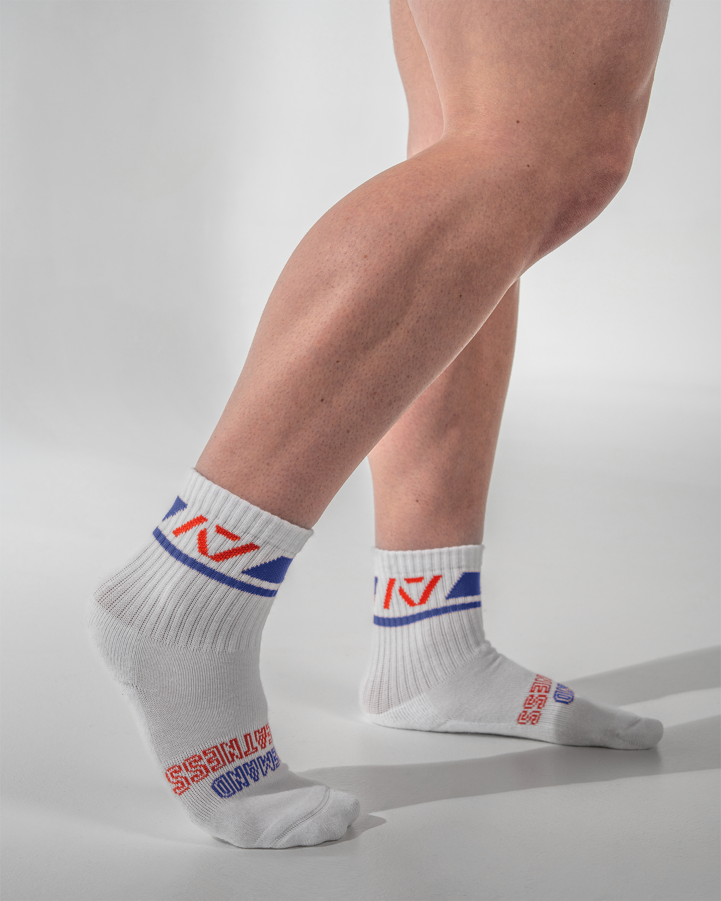 A7 RWB Crew socks showcase RWB logos and let your energy show on the platform, in your training or while out and about. The IPF Approved Night Light Meet Kit includes Powerlifting Singlet, A7 Meet Shirt, A7 Zebra Wrist Wraps, A7 Deadlift Socks, Hourglass Knee Sleeves (Stiff Knee Sleeves and Rigor Mortis Knee Sleeves). Genouill�res powerlifting shipping to France, Spain, Ireland, Germany, Italy, Sweden and EU.