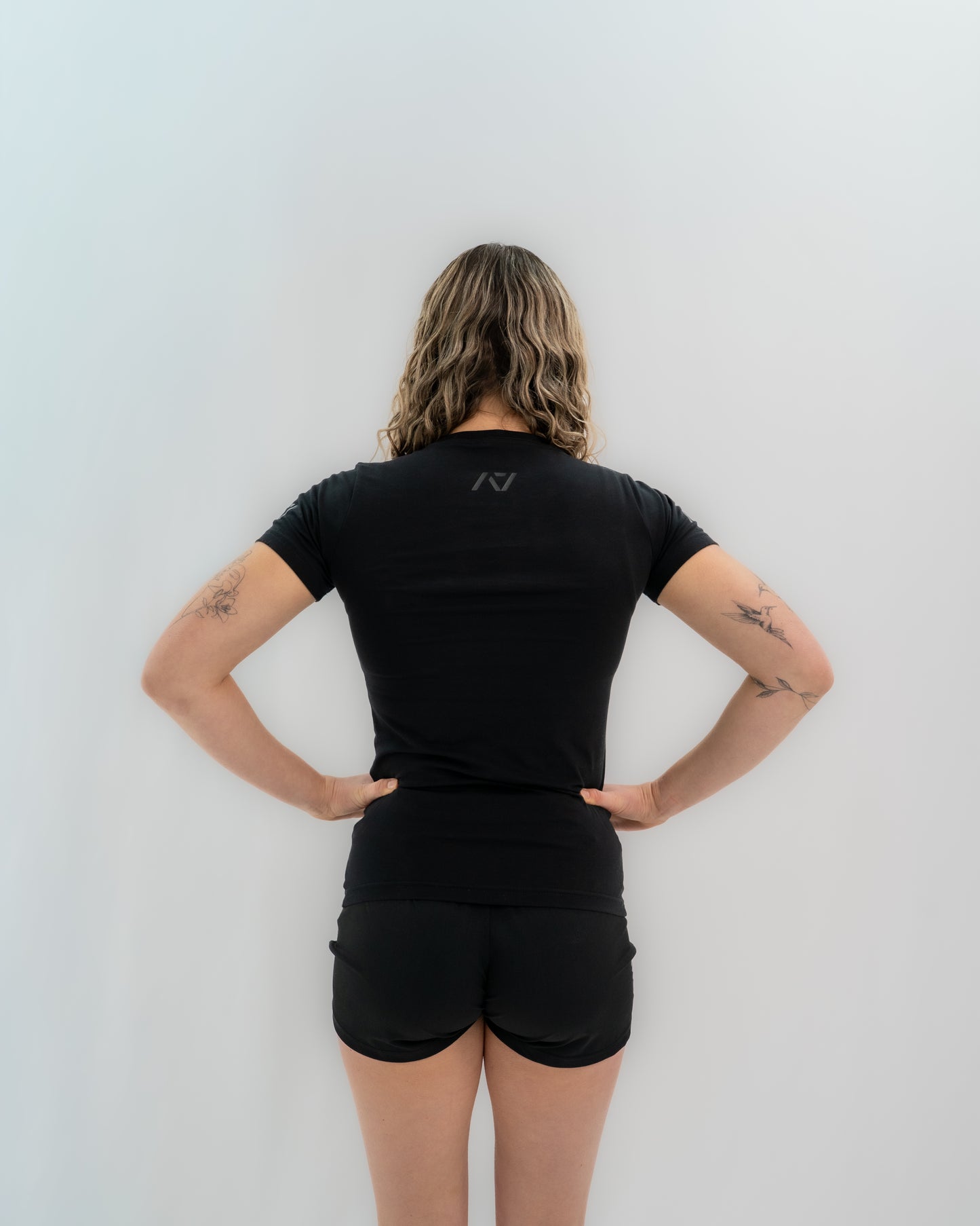 Demand Greatness True-Fit Shadow Stealth is our new meet shirt design highlighting Demand Greatness to showcase your impact on the platform. The Shirt is IPF Approved. Shop the full A7 Powerlifting IPF Approved Equipment collection. The IPF Approved Kit includes Powerlifting Singlet, A7 Meet Shirt, A7 Zebra Wrist Wraps, A7 Deadlift Socks, Hourglass Knee Sleeves (Stiff & Rigor Mortis Sleeves). Genouill�res powerlifting shipping to France, Spain, Ireland, Germany, Italy, Sweden and EU.