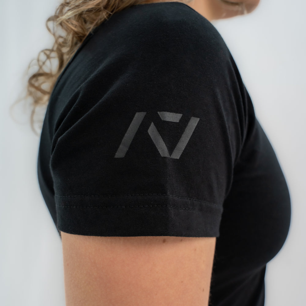 
                      
                        Demand Greatness True-Fit Shadow Stealth is our new meet shirt design highlighting Demand Greatness to showcase your impact on the platform. The Shirt is IPF Approved. Shop the full A7 Powerlifting IPF Approved Equipment collection. The IPF Approved Kit includes Powerlifting Singlet, A7 Meet Shirt, A7 Zebra Wrist Wraps, A7 Deadlift Socks, Hourglass Knee Sleeves (Stiff & Rigor Mortis Sleeves). Genouill�res powerlifting shipping to France, Spain, Ireland, Germany, Italy, Sweden and EU.
                      
                    