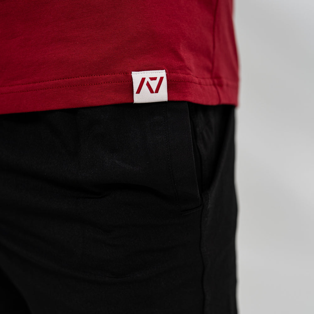 
                      
                        Whether pressing, pulling, squatting or any other variational movement the knurling is always there. The silicone bar grip helps with slippery commercial benches and bars and anchors the barbell to your back. Genouill�res powerlifting shipping to France, Spain, Ireland, Germany, Italy, Sweden and EU.
                      
                    