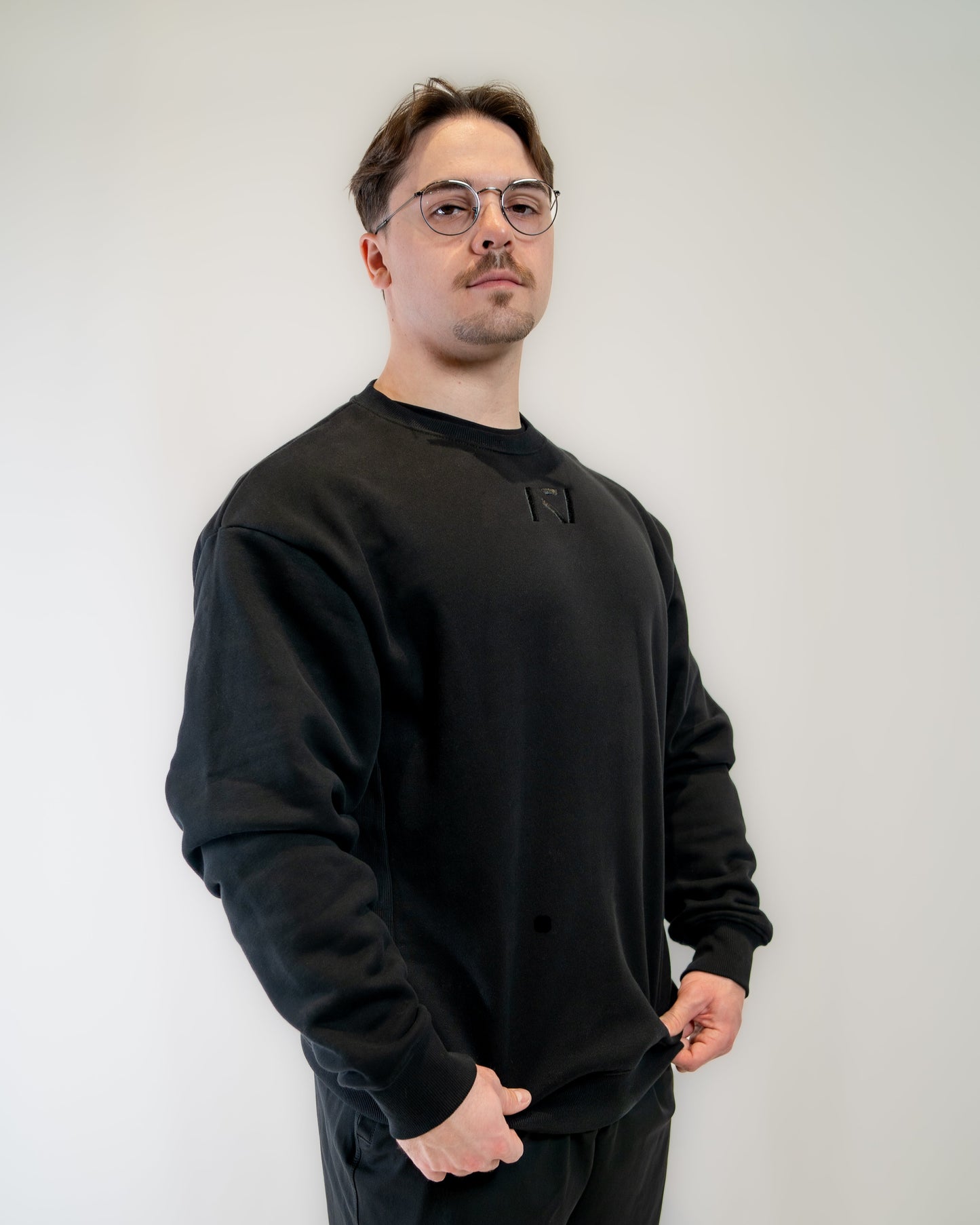 Made for the days when you need to stay warm without compromising mobility, the Unisex FLXcrw is built by athletes and designed for performance. Genouill�res powerlifting shipping to France, Spain, Ireland, Germany, Italy, Sweden and EU.