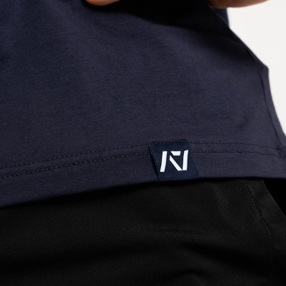 
                      
                        Whether pressing, pulling, squatting or any other variational movement the knurling is always there. The silicone bar grip helps with slippery commercial benches and bars and anchors the barbell to your back. Genouill�res powerlifting shipping to France, Spain, Ireland, Germany, Italy, Sweden and EU.
                      
                    