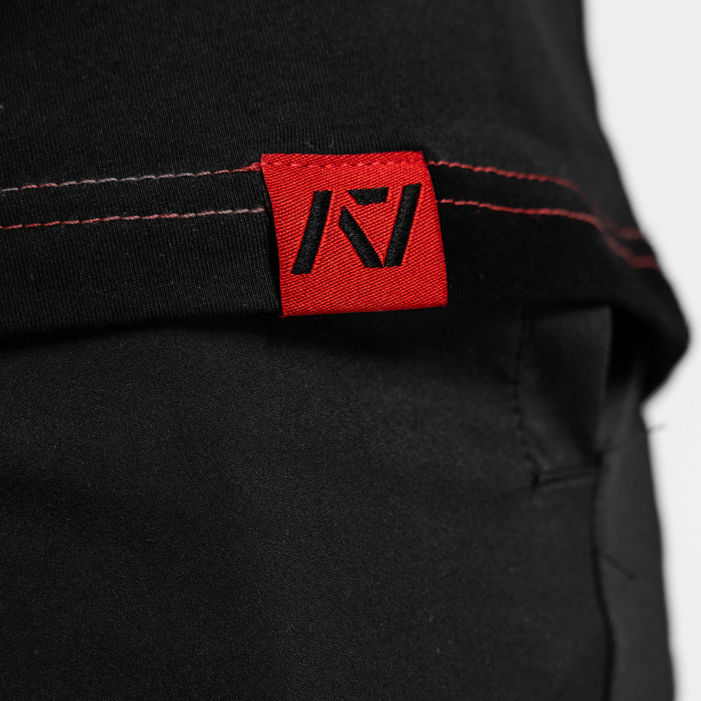 
                      
                        Whether pressing, pulling, squatting or any other variational movement the knurling is always there. The silicone bar grip helps with slippery commercial benches and bars and anchors the barbell to your back. Genouill�res powerlifting shipping to France, Spain, Ireland, Germany, Italy, Sweden and EU.
                      
                    