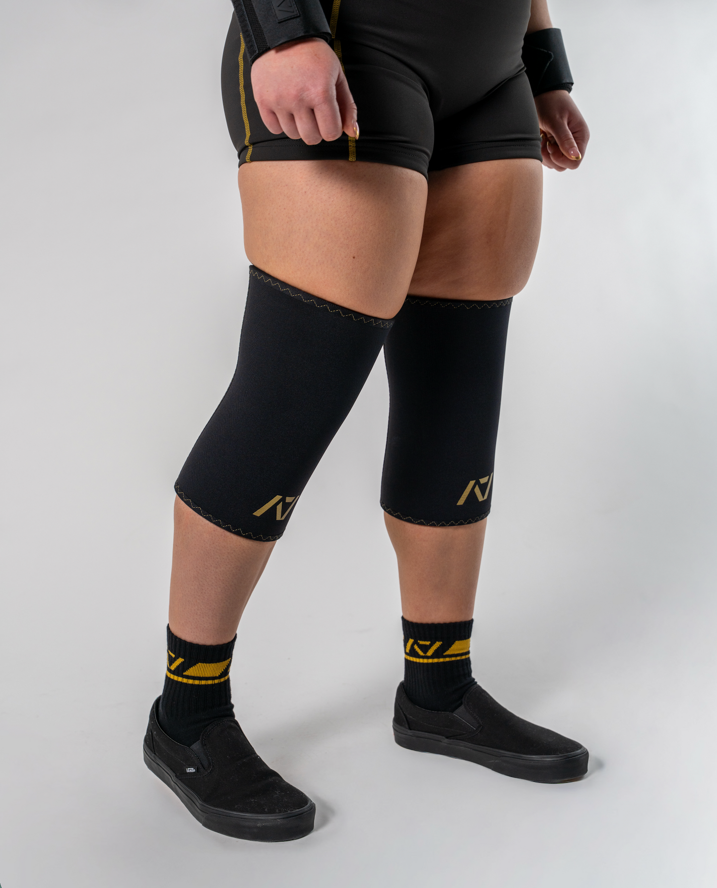 Hourglass Knee Sleeves - IPF Approved - Gold Standard | A7 Europe Hourglass Knee Sleeves - IPF Approved - Gold Standard | A7 Europe