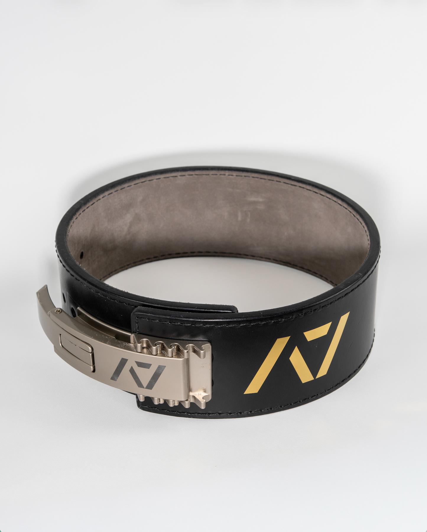 Genouill�res powerlifting shipping to France, Spain, Ireland, Germany, Italy, Sweden and EU.