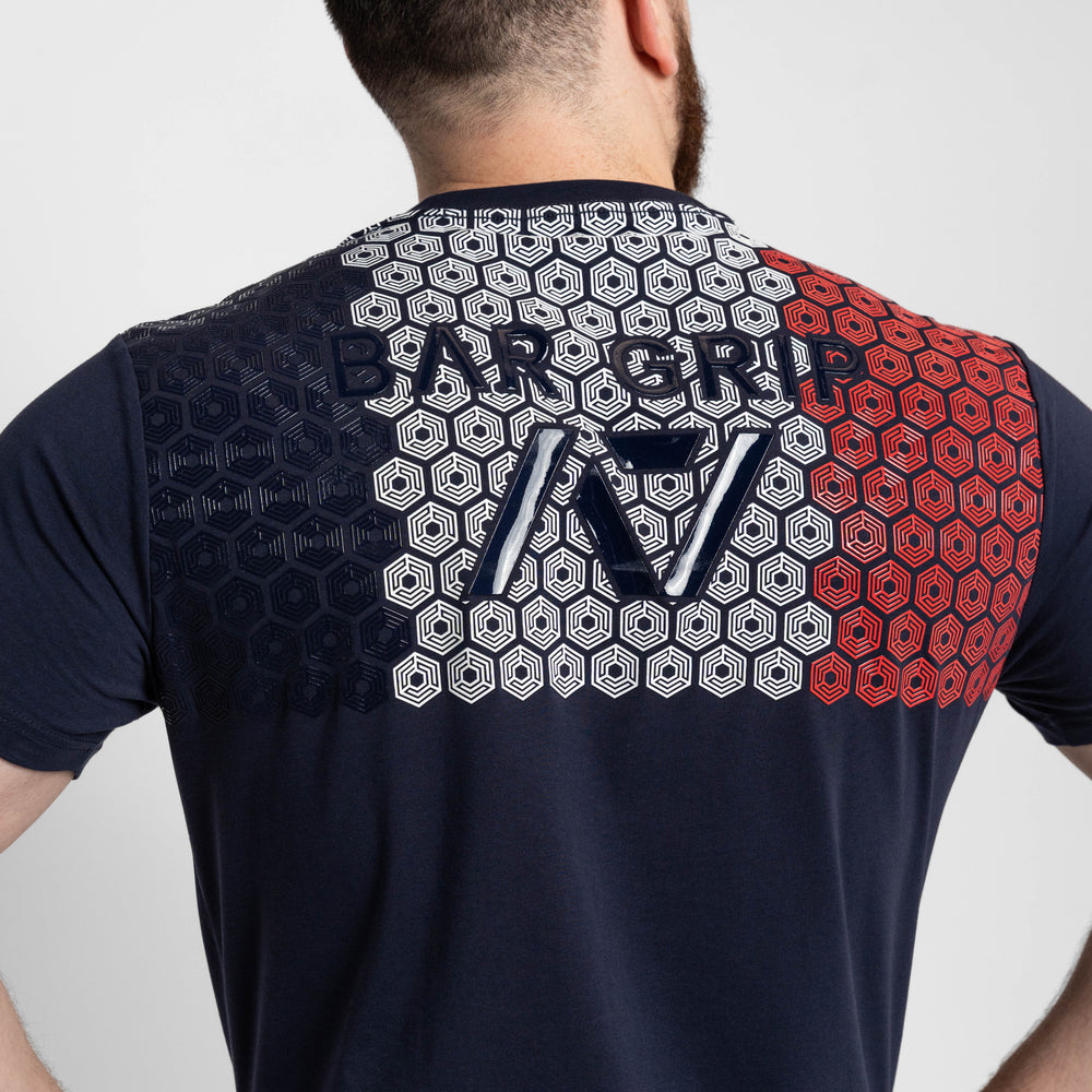 
                      
                        Whether pressing, pulling, squatting or any other variational movement the knurling is always there. The silicone bar grip helps with slippery commercial benches and bars and anchors the barbell to your back. Genouill�res powerlifting shipping to France, Spain, Ireland, Germany, Italy, Sweden and EU.
                      
                    