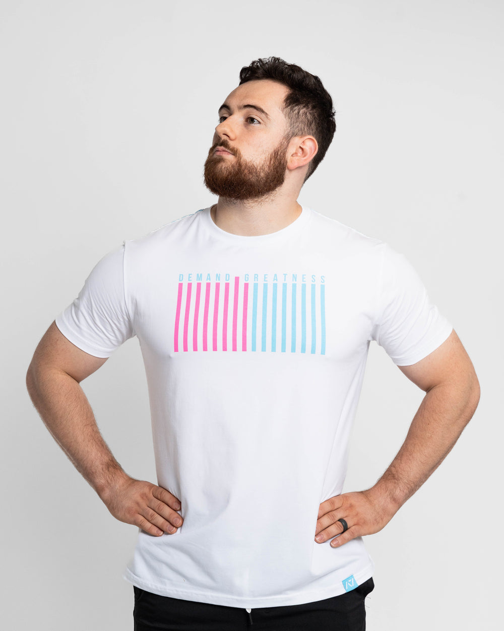 Whether pressing, pulling, squatting or any other variational movement the knurling is always there. The silicone bar grip helps with slippery commercial benches and bars and anchors the barbell to your back. Genouill�res powerlifting shipping to France, Spain, Ireland, Germany, Italy, Sweden and EU.