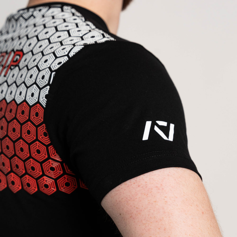 
                      
                        Whether pressing, pulling, squatting or any other variational movement the knurling is always there. The silicone bar grip helps with slippery commercial benches and bars and anchors the barbell to your back. Genouill�res powerlifting shipping to France, Spain, Ireland, Germany, Italy, Sweden and EU.
                      
                    