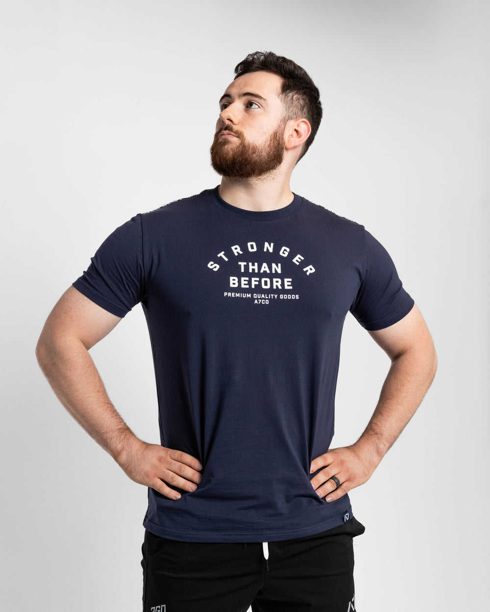 Whether pressing, pulling, squatting or any other variational movement the knurling is always there. The silicone bar grip helps with slippery commercial benches and bars and anchors the barbell to your back. Genouill�res powerlifting shipping to France, Spain, Ireland, Germany, Italy, Sweden and EU.