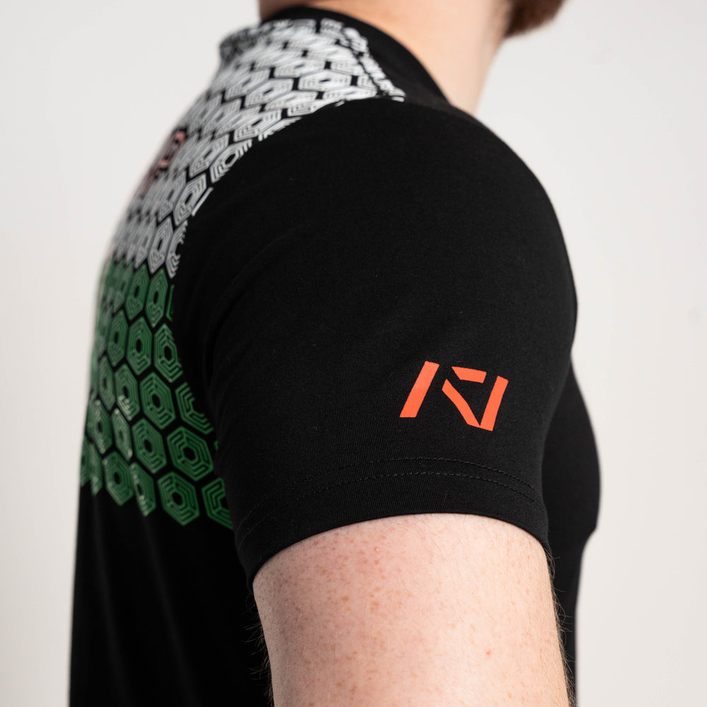 
                      
                        Whether pressing, pulling, squatting or any other variational movement the knurling is always there. The silicone bar grip helps with slippery commercial benches and bars and anchors the barbell to your back. Genouill�res powerlifting shipping to France, Spain, Ireland, Germany, Italy, Sweden and EU.
                      
                    