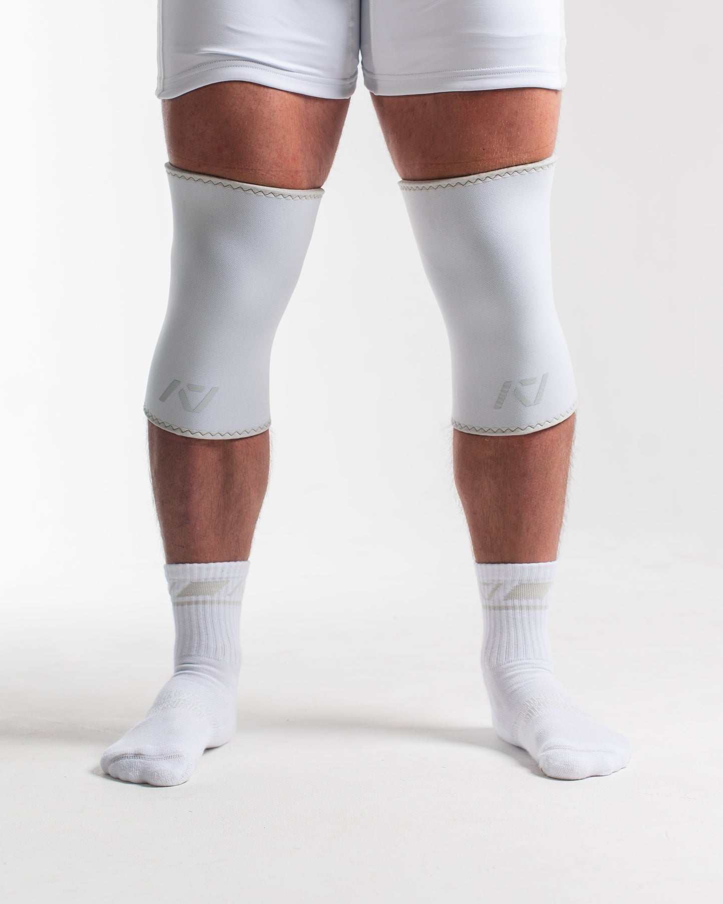 Hourglass Knee Sleeves - IPF Approved - Polar