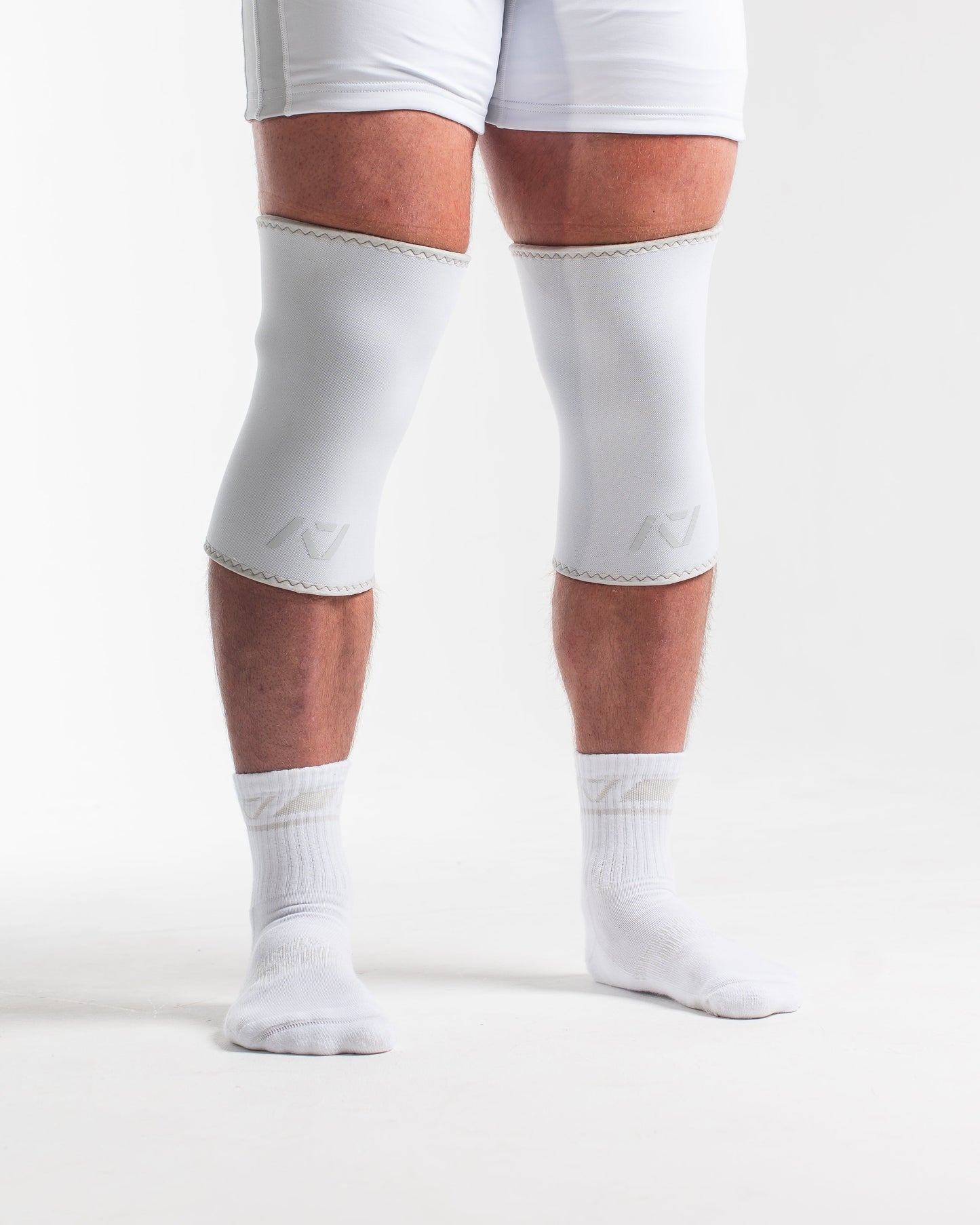 Hourglass Knee Sleeves - IPF Approved - Polar