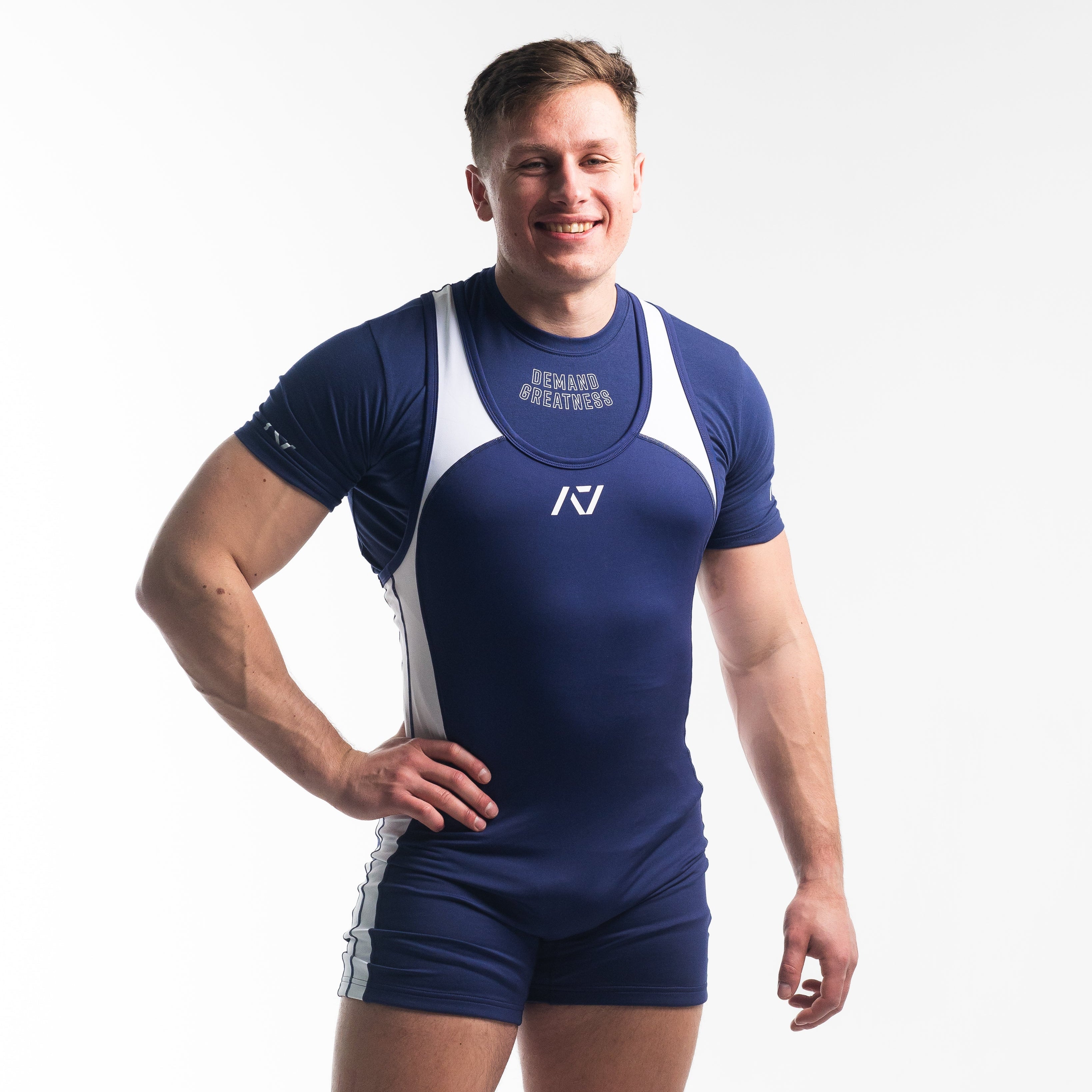 A7 IPF Approved NightLight Luno singlet with extra lat mobility, side panel stitching to guide the squat depth level and curved panel design for a slimming look. The Women's cut singlet features a tapered waist and additional quad room. The IPF Approved Kit includes Powerlifting Singlet, A7 Meet Shirt, A7 Zebra Wrist Wraps, A7 Deadlift Socks, Hourglass Knee Sleeves (Stiff Knee Sleeves and Rigor Mortis Knee Sleeves). Genouillères powerlifting shipping to France, Spain, Ireland, Germany, Italy, Sweden and EU.