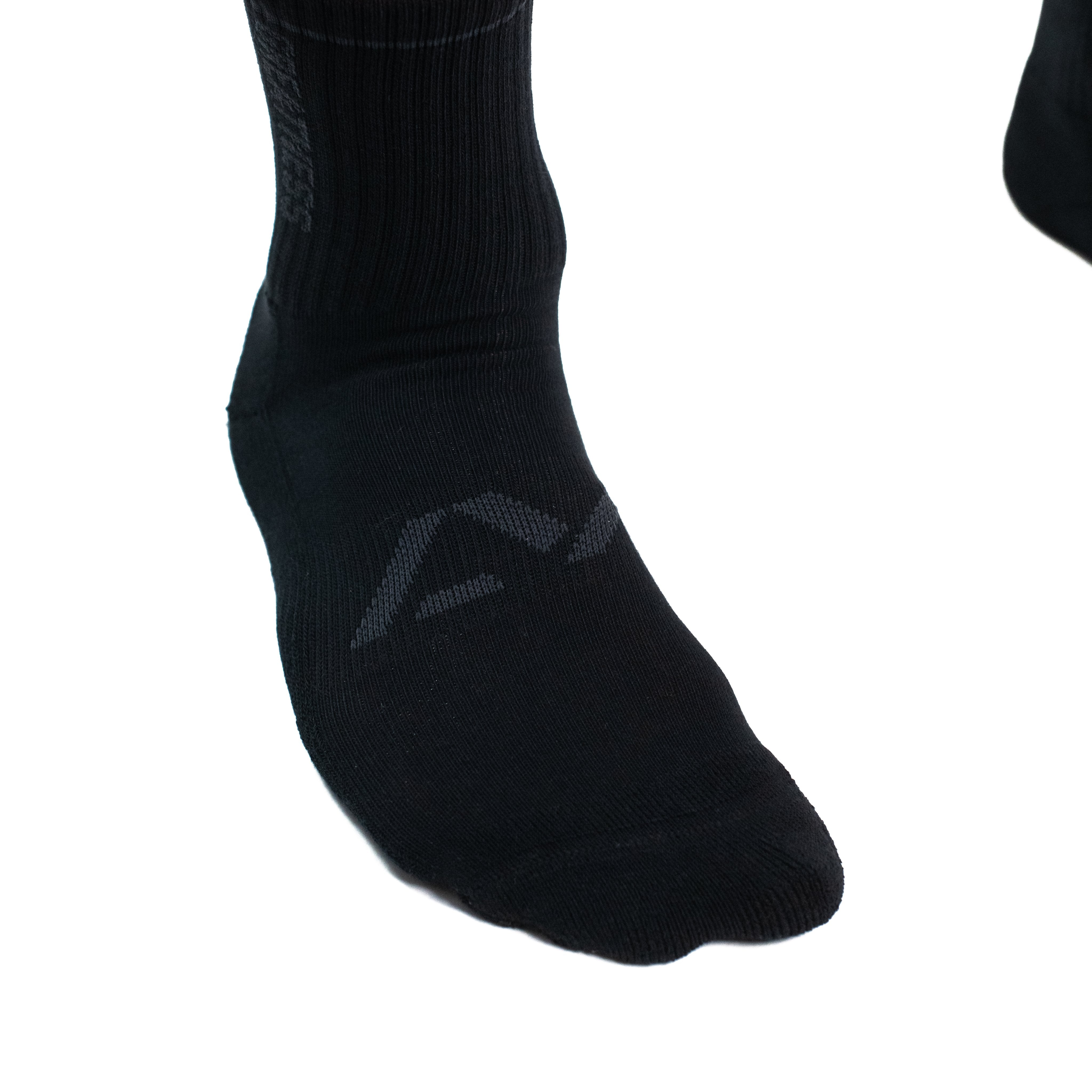 This Stealth Crew socks were created with muted out the logos and keep contrast at a minimum and let your energy show on the platform, in your training or while out and about. Our Crew socks offer a level of comfort like no other through their unique blend of materials and stretch in the places you desire for an ultra comfortable sock.