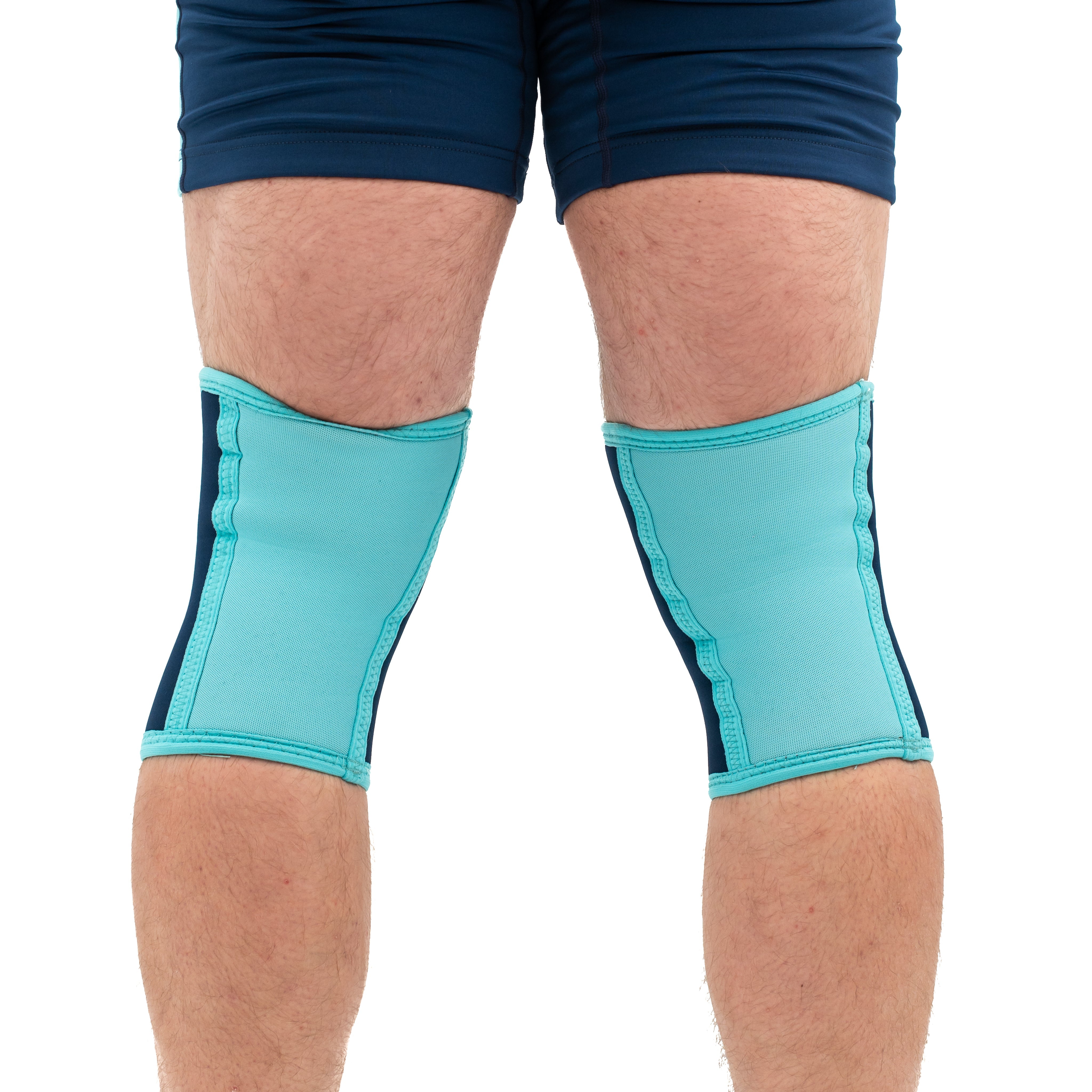 The IPF Approved A7 Iced Stiff knee sleeves are structured with a downward cut panel on the back of the quad and calf to ensure these have the ultimate compression at the knee joint. The A7 CONE Iced Stiff Knee Sleeves are IPF approved and are allowed in all IPF competitions and affiliate federations like the European Powerlifting Federation and all federations across Europe. A7 Iced Stiff Sleeves knee sleeves are IPF Approved Kit. A7 UK shipping to UK and Europe.