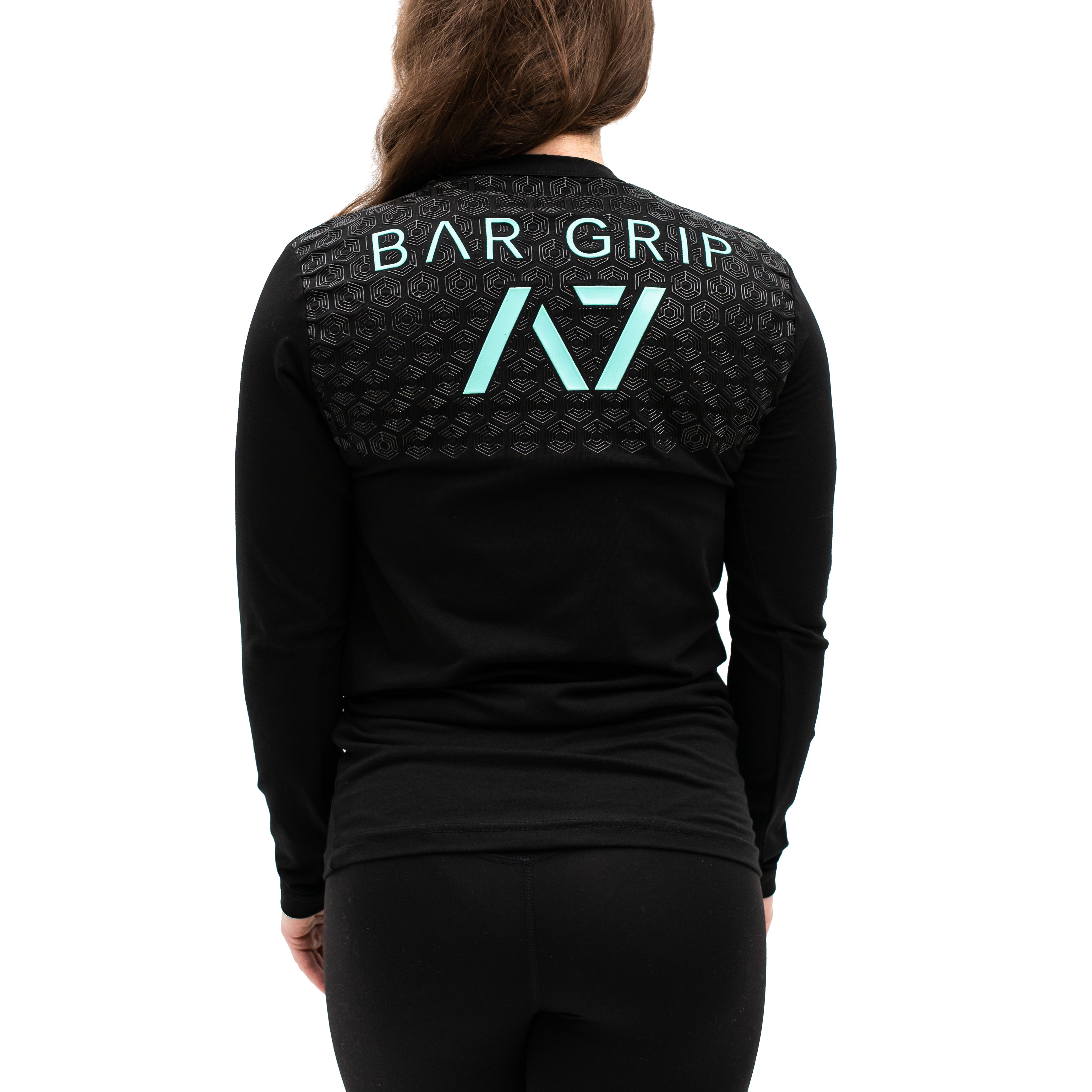  Kilos and Barbells Aqua Bar Grip keeps you warm in the gym. Purchase Kilos and Barbells Aqua Long Sleeve Bar Grip from A7 UK and A7 Europe. The silicone grip helps with slippery commercial benches and bars and anchors the barbell to your back. Kilos and Barbells Aqua Long Sleeve Bar Grip is great for training in a cold gym. A7UK has the best Powerlifting apparel for all your workouts. Available in UK and Europe including France, Italy, Germany, the Netherlands, Sweden and Poland.