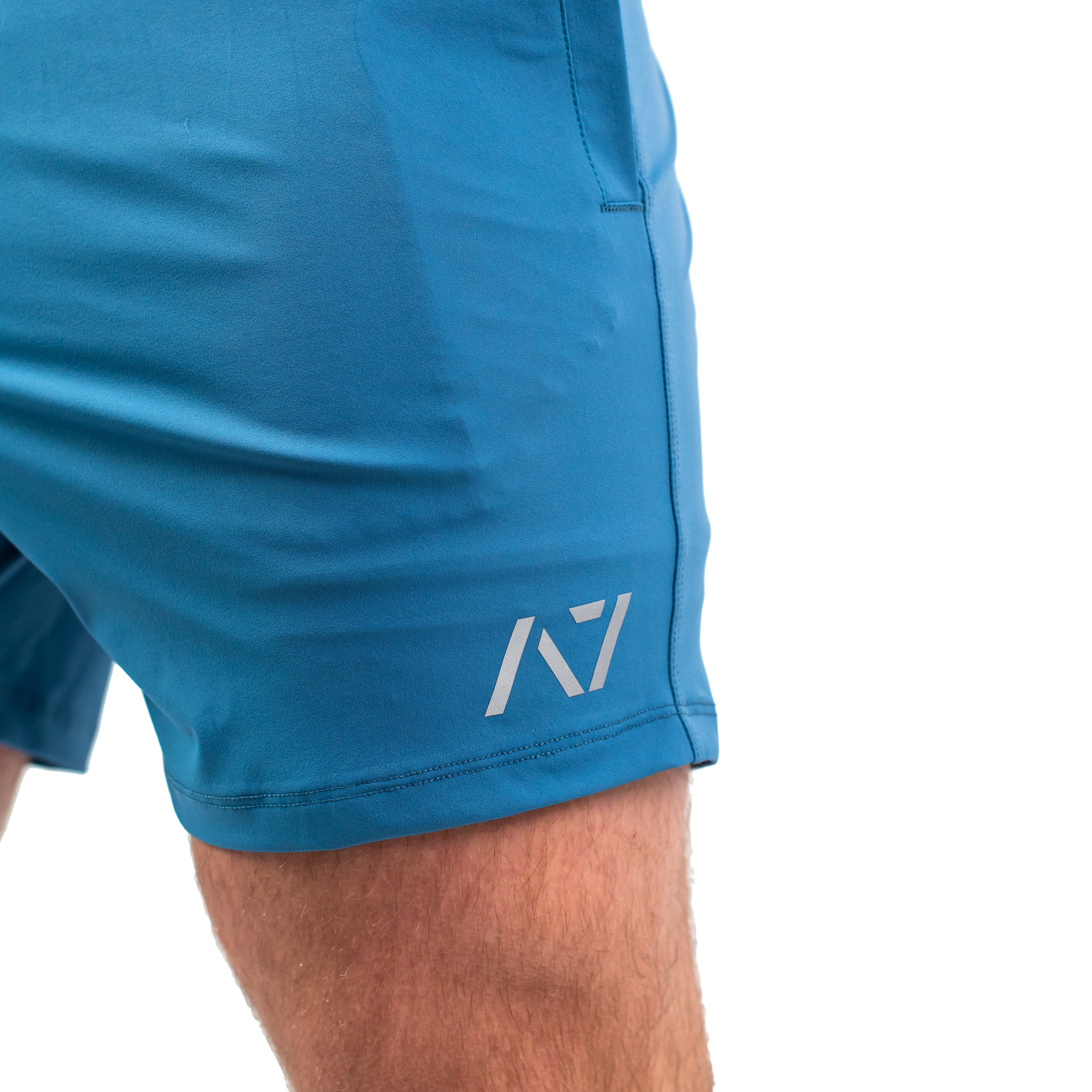 In life, the challenges we all face take Courage and Honour. This blue color was chosen for 360Go KWD Shorts to represent the honour, valour and compassion. These shorts offer 360 degrees of stretch in all angles and allow you to remain comfortable without limiting any movement in both training and life environments.