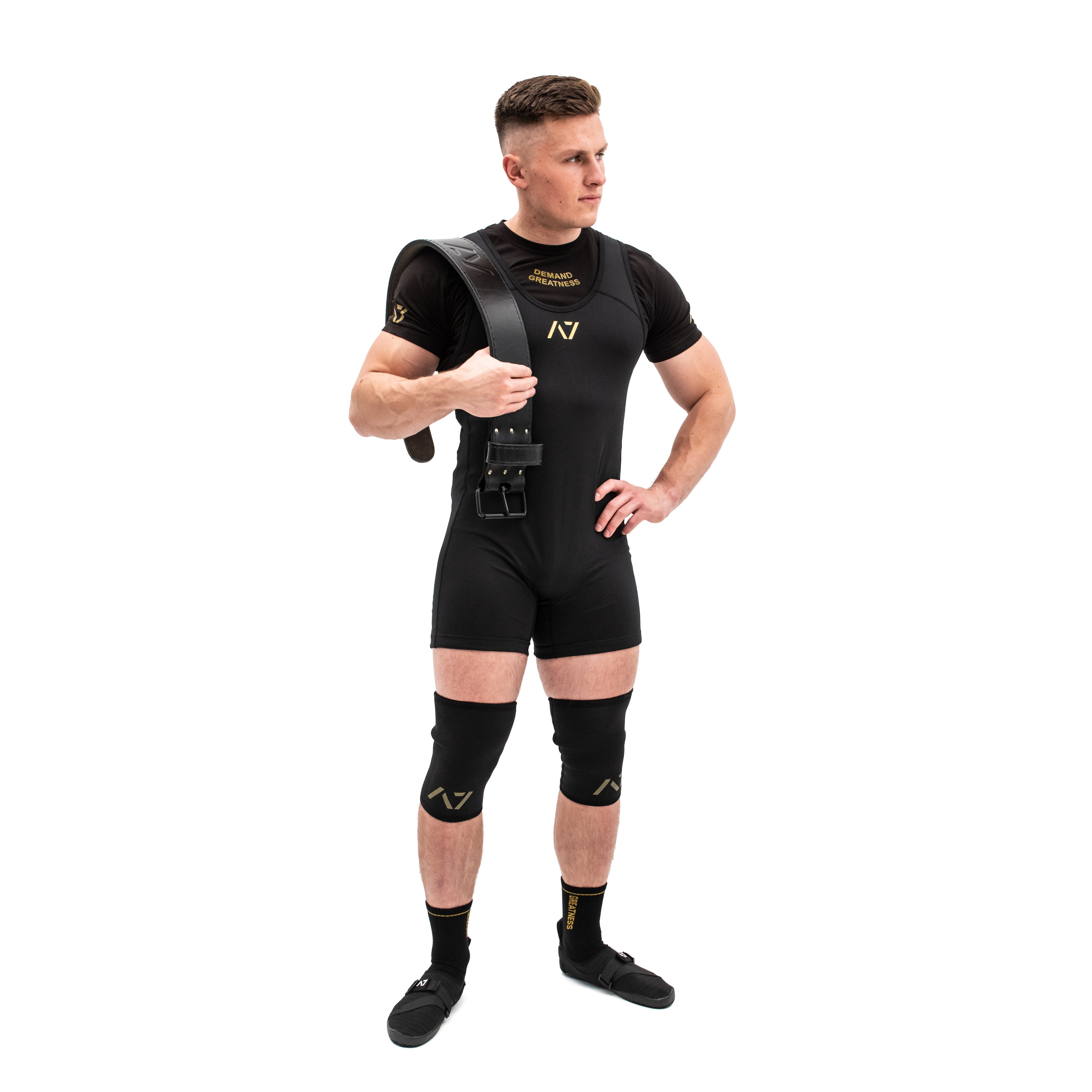 A7 Gold Standard Stiff Sleeves knee sleeves are structured with a downward cut panel on the back of the quad and calf to ensure these have the ultimate compression at the knee joint. The A7 CONE Gold Standard Stiff Knee Sleeves are IPF approved and are allowed in all IPF competitions and affiliate federations like the European Powerlifting Federation and all federations across Europe.