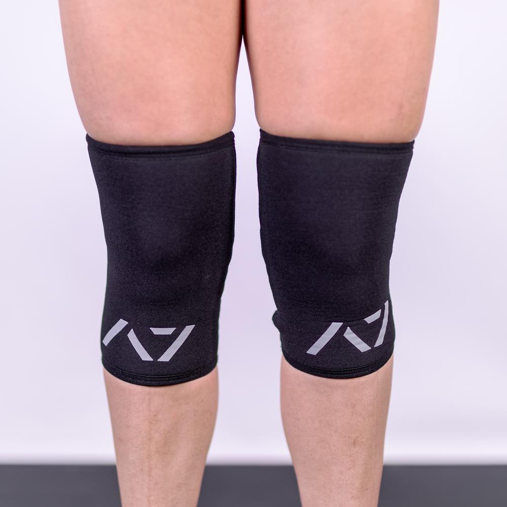 A7 IPF approved Black CONE knee sleeves are structured with a downward cut panel on the back of the quad and calf to ensure ultimate compression at the knee joint. A7 CONE knee sleeves are IPF approved for use in all powerlifting competitions. A7 cone knee sleeves are made with high quality neoprene and the knee sleeves are sold as a pair. The double seem on the knee sleeves create a greater tension on the knee joint. Available in UK and Europe including France, Italy, Germany, Sweden and Poland