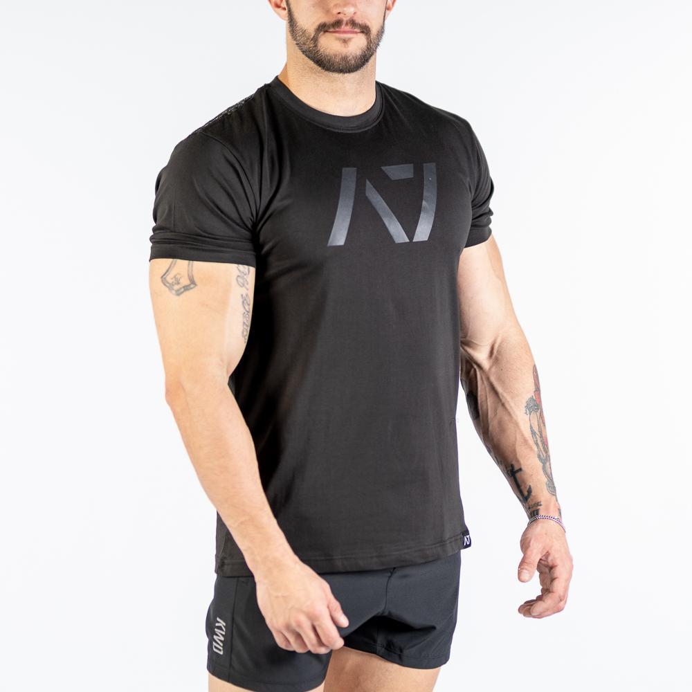  Stealth Bar Grip T-shirt, great as a squat shirt. Purchase Stealth Bar Grip tshirt UK from A7 UK. Purchase Stealth Bar Grip Shirt Europe from A7 UK. No more chalk and no more sliding. Best Bar Grip Tshirts, shipping to UK and Europe from A7 UK. Stealth is our classic black on black shirt design! The best Powerlifting apparel for all your workouts. Available in UK and Europe including France, Italy, Germany, Sweden and Poland